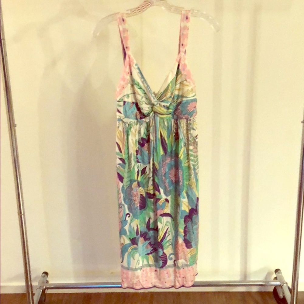 Like new Elie Tahari floral silk summer dress